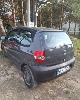 Volkswagen Fox cena 8900 przebieg: 186000, rok produkcji 2010 z Wieruszów małe 56